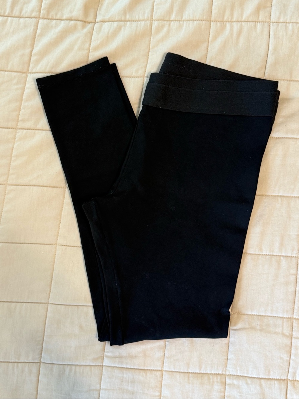 BCBGMaxAzria Black Stretch Fabric Leggings